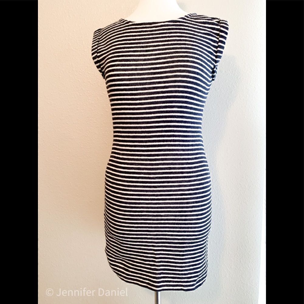 Ann Taylor navy and white beach cover up